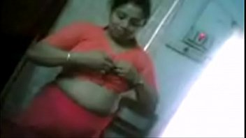 aunty toilet in desi bbw Nice blow with facial