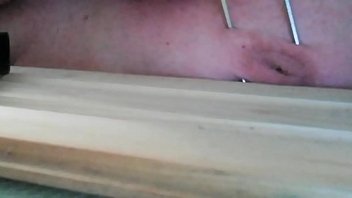 red nails cum Wige gets fucked