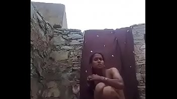 bathing village outdoor bhabhi desi Elder **** younger **** sex videos6